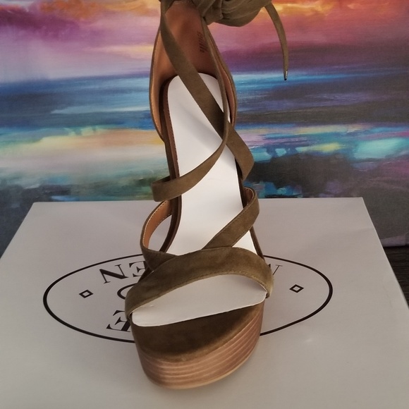 Steve Madden Strappy Olive Platform Sandal - Picture 2 of 5